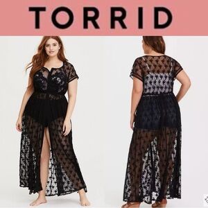 TORRID PLUS SIZE BLACK SHEER LACE SHORT SLEEVE COVER UP DUSTER MAXI **NWT**